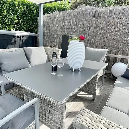 Schlossblick Holiday home *